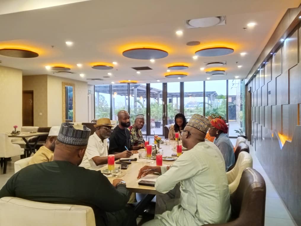 Drinks with Niger State delegation, Abuja